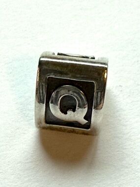 Pandora Sterling Silver Square Letter "Q" Charm